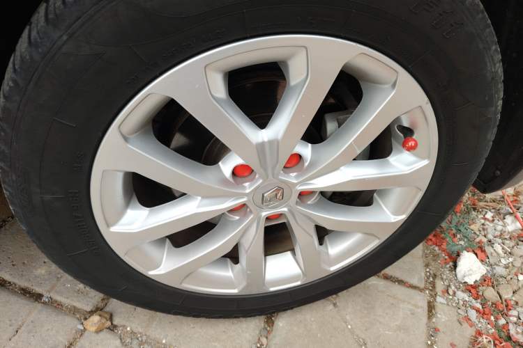 Used Renault Kadjar 2017 2.0L Two-Wheel Drive Comfort Edition
