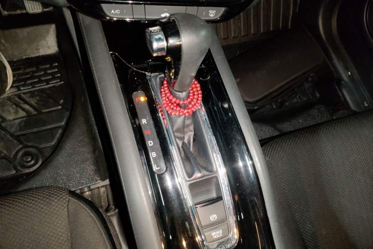 Used Honda Vezel 2017 1.5L CVT 2WD Comfort Model Gear Lever