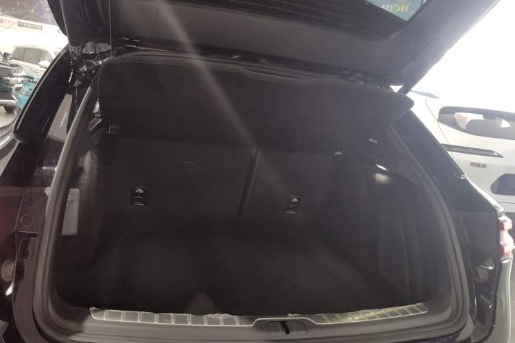 Used Hima AITO M5 2025 Extended-Range Ultra Rear-Wheel-Drive Version Trunk