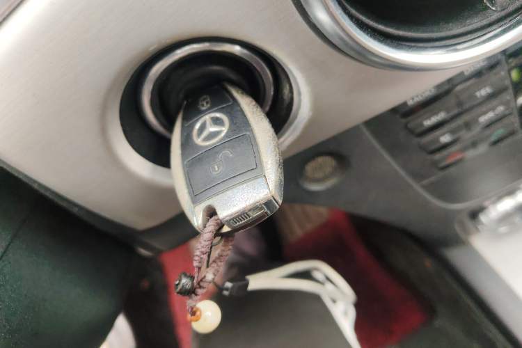 Used Mercedes-Benz GLK-Class 2015 GLK 260 4MATIC Dynamic Edition Ultimate Version Vehicle Key