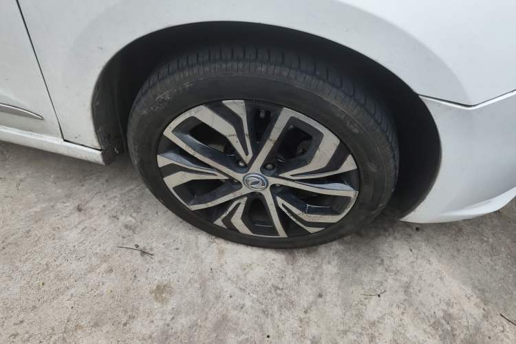 Used Dongfeng Aeolus E70 2019 500 Ultra-Comfort Edition