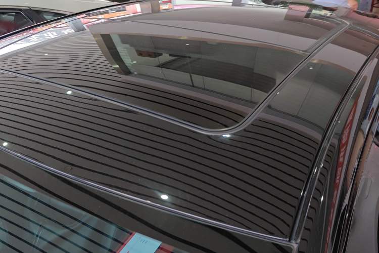 Used Chevrolet Malibu XL 2022 Redline 550T Automatic RuiLian Edition Roof