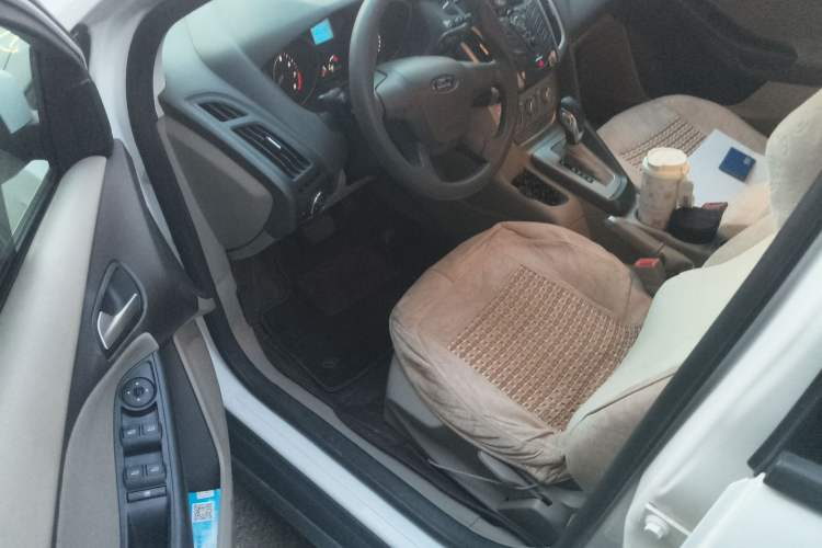 Used Ford Focus 2012 Sedan 1.6L Automatic Comfort Model