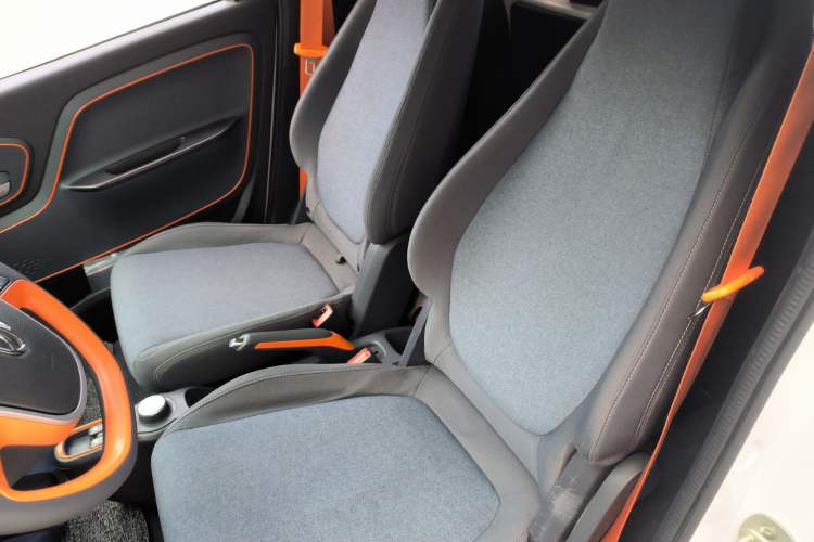 Used Baojun E100 2019 250KM Smart Drive Edition Left Rear Seat