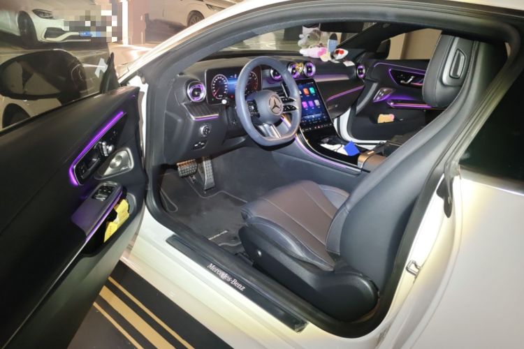 Used Mercedes-Benz CLE 2024 CLE 300 4MATIC Dynamic Coupe Driver Seat