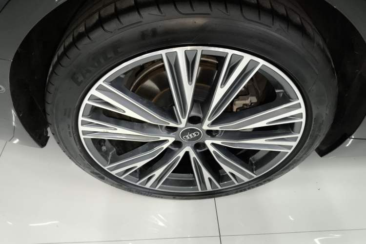 Used Audi A6L 2024 45 TFSI quattro Prestige Elegant Edition
