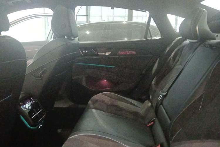 Used Volkswagen Passat 2025 Pro 380TSI Starry Dragon Luxury Edition