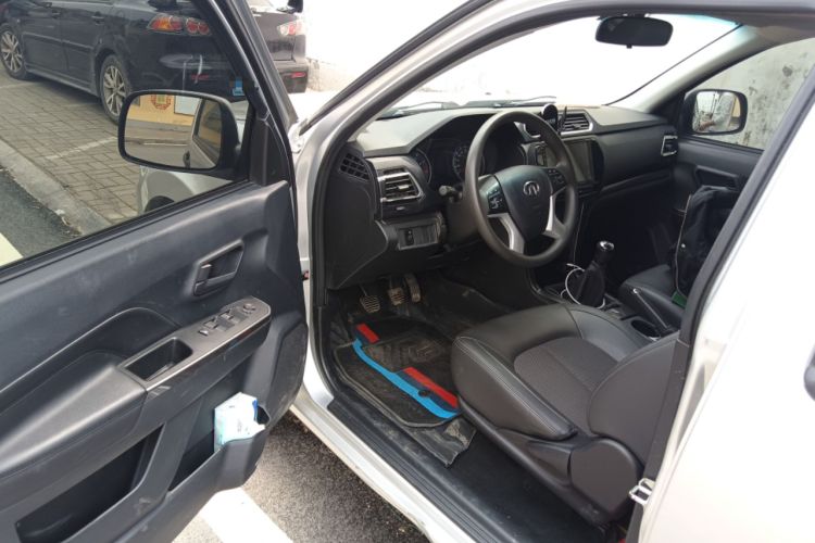 Used Great Wall Wingle 5 2021 1.5T Two-Wheel Drive "Dry Meal" Edition Value Model with a 1680mm Cargo Bed Equipped with GW4G15K Engine Driver Seat