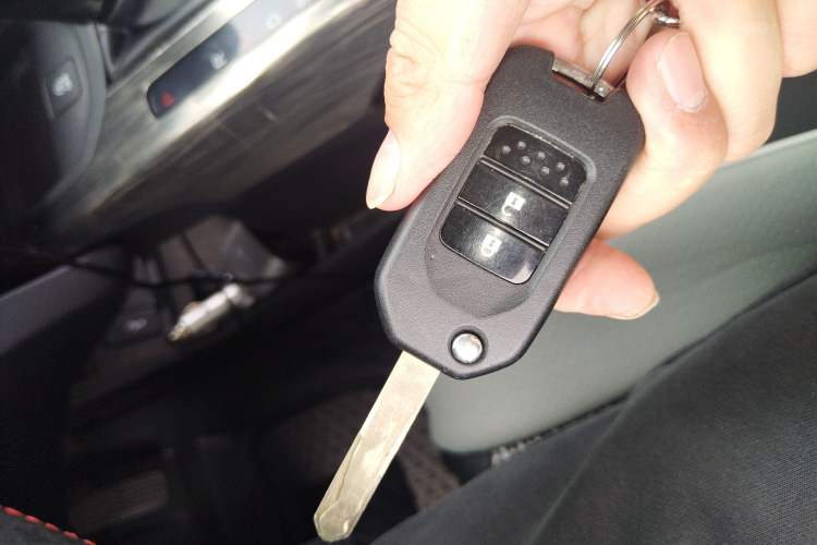 Used Honda XR-V 2015 1.8L EXi CVT Comfort Version
