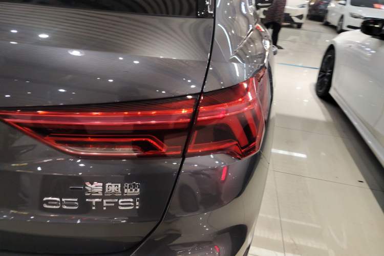 Used Audi Q3 2024 35 TFSI Fashion Dynamic Edition
