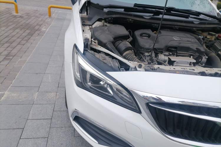 Used Buick Verano 2018 Sedan 20T Dual-Clutch Leading Model
