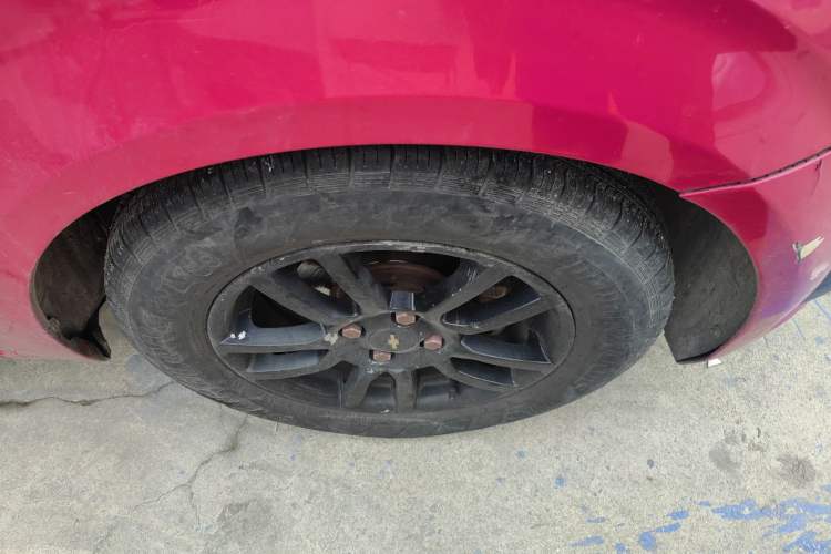 Used Chevrolet Aveo Sonic 2011 Sedan 1.4L MT SL