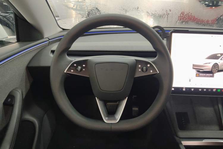 Used Tesla Model 3 2025 Rear-Wheel-Drive Version Steering Wheel