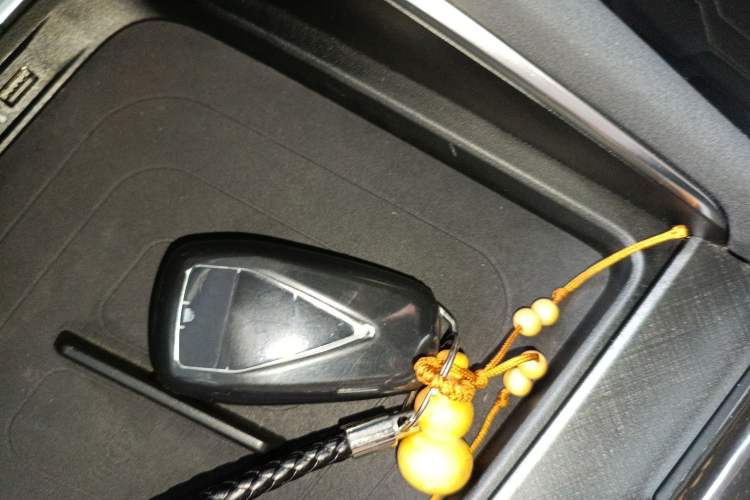 Used CHANGAN UNI-T 2022 2.0T Prestige Version