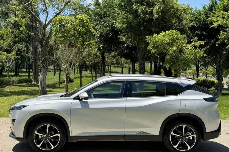 Used Dongfeng Aeolus Mage 2024 HONOR Edition DH-i 1.5T Luxury Model
