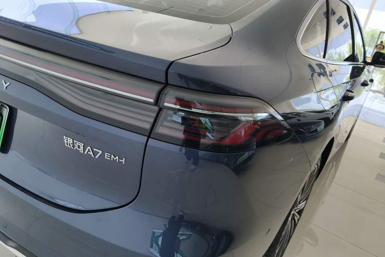 Used Geely Galaxy A7 2025 Model EM-i 150km Starship Edition
