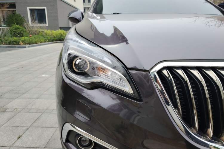 Used Buick Envision 2014 28T Four-Wheel Drive Luxury Model
