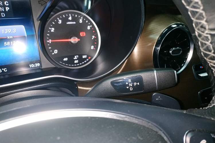 Used Mercedes-Benz V-Class 2020 V 260 L Long-wheelbase Luxury Edition
