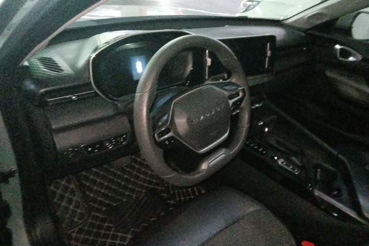 Used Baojun RC-5 2020 RC-5W 1.5T CVT Smart Luxury Edition