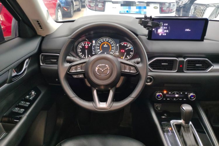 Used Mazda CX-5 2024 2.0L Automatic Two-Wheel Drive ZhiShang Version Steering Wheel