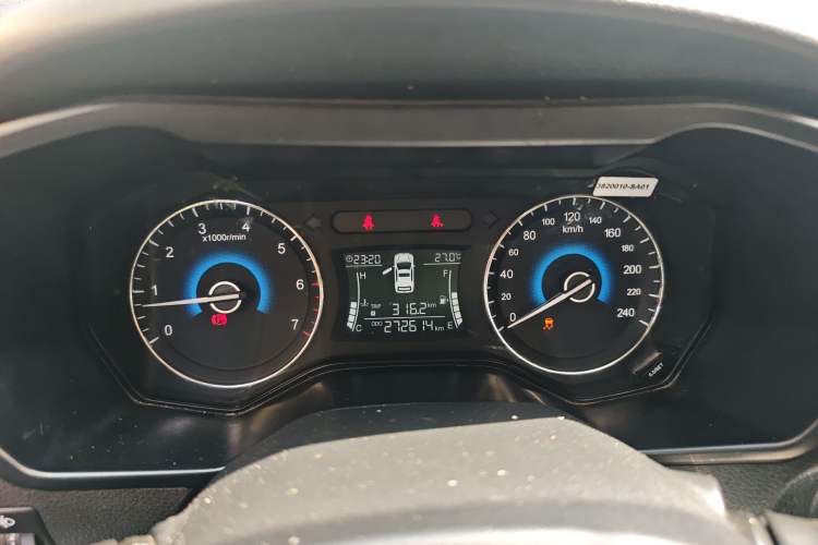 Used Dongfeng Fengon 580 2017 1.8L Manual Comfort Model Instrument Cluster