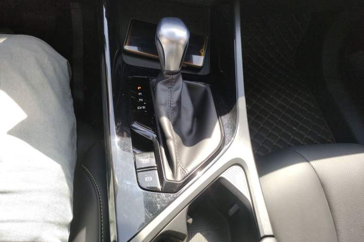 Used Roewe i5 2021 1.5L CVT Starry Edition
