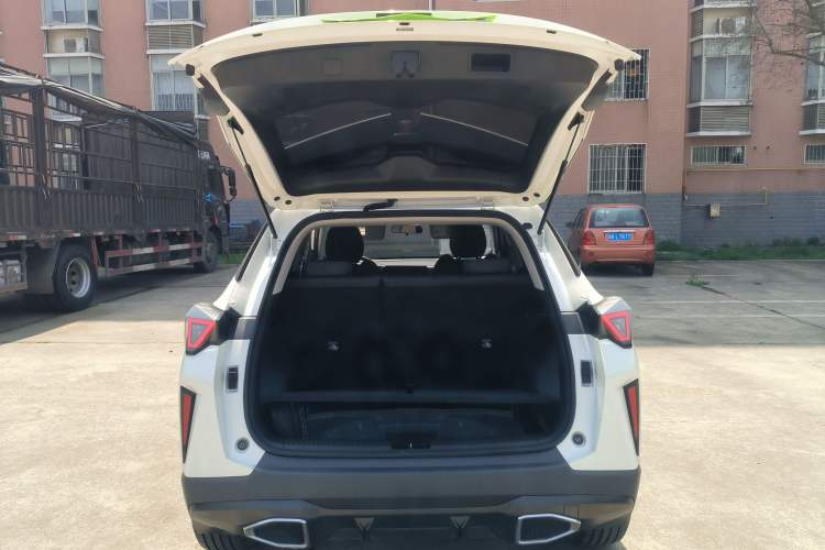 Used GAC Trumpchi GS3 2023 Yingsu 270T Jingqu Edition Trunk