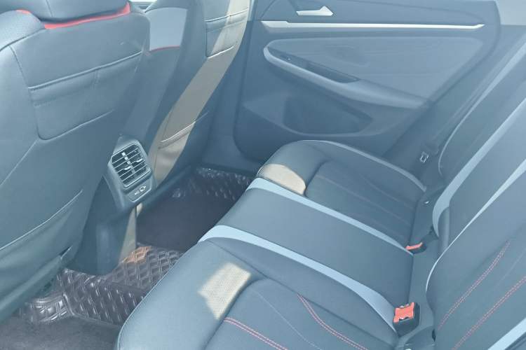 Used Volkswagen Lamando 2022 Lingdu L 280TSI DSG Spicy Edition Left Rear Seat