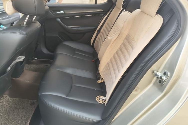 Used Roewe 360 2015 1.5L Automatic Luxury Edition