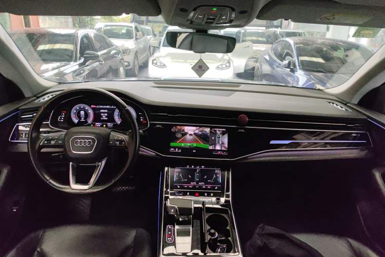 Used Audi Q8 2019 55 TFSI Luxury Dynamic Model
