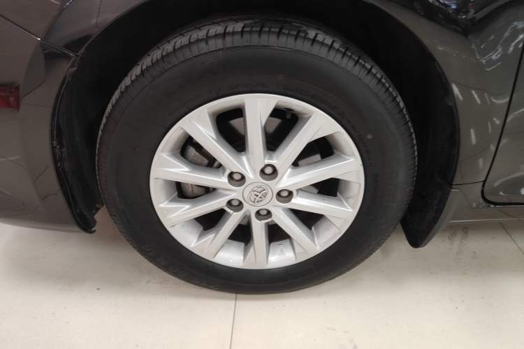 Used Toyota Camry 2016 2.0G 10th Anniversary Leading Edition