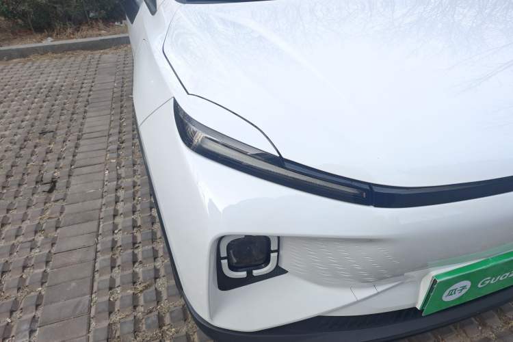 Used Geometry E Firefly 2024 301km Flowing Light