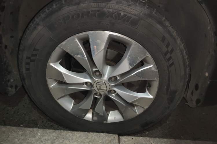 Used Honda CR-V 2012 2.4L four-wheel drive luxury version