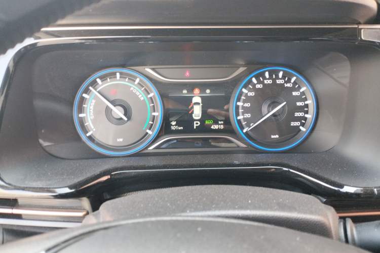 Used AION S 2023 Meizu 580 Lithium Iron Phosphate Instrument Cluster