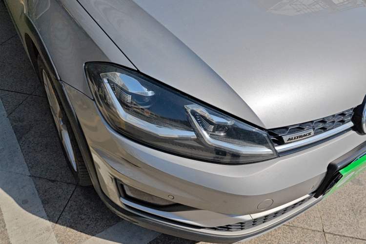 Used Volkswagen Golf 2019 1.8TSI Travel Edition