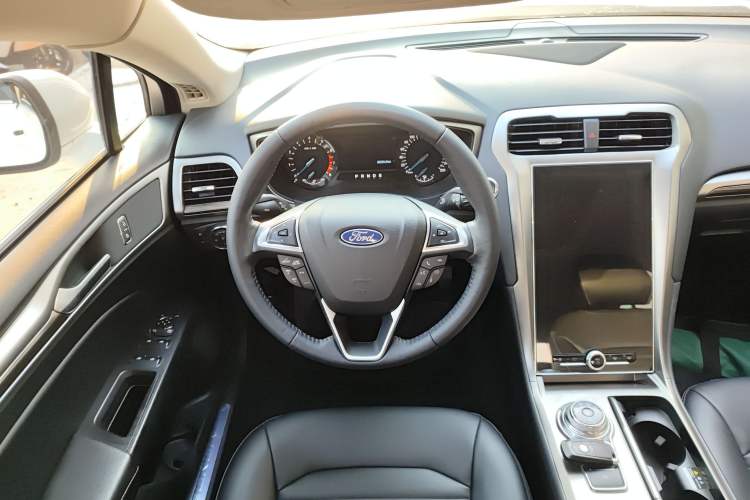 Used Ford Mondeo 2020 EcoBoost 180 Stylish Model Steering Wheel