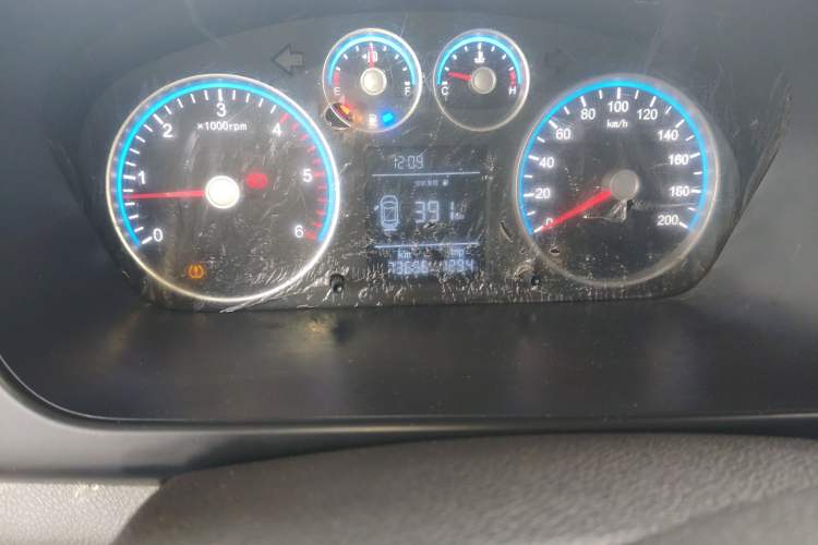 Used Foton Toano 2024 Joyear Multi-Function 2.0T Manual Long-Wheelbase Mid-Roof Model with Single Rear Tire Available in 5/6/7/9-Seater Configurations