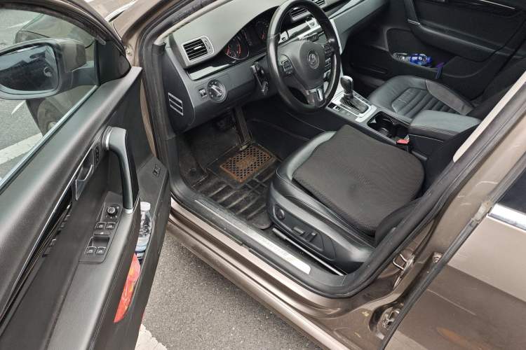 Used Volkswagen Magotan 2013 1.8TSI Luxury Model
