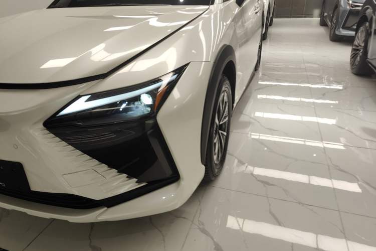 Used Lexus RZ 2023 450e All-Wheel Drive Luxury Edition
