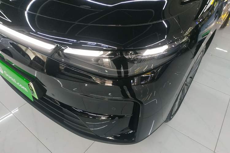 Used Leapmotor C16 2026 Extended-Range 280 LiDAR Zhizun Edition 6 Seats