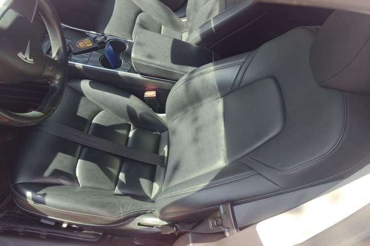 Used Tesla Model 3 2019 Long-Range All-Wheel-Drive Version