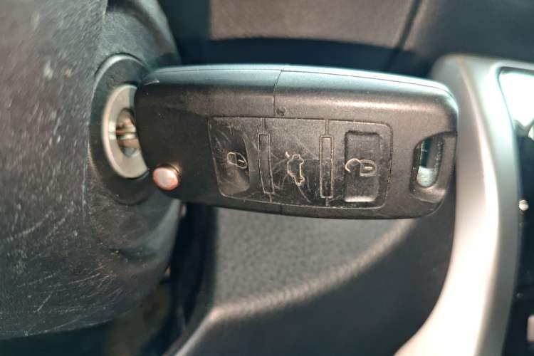 Used Toyota YARiS L Zhi Xuan 2016 Revised 1.5E CVT Charming Edition
