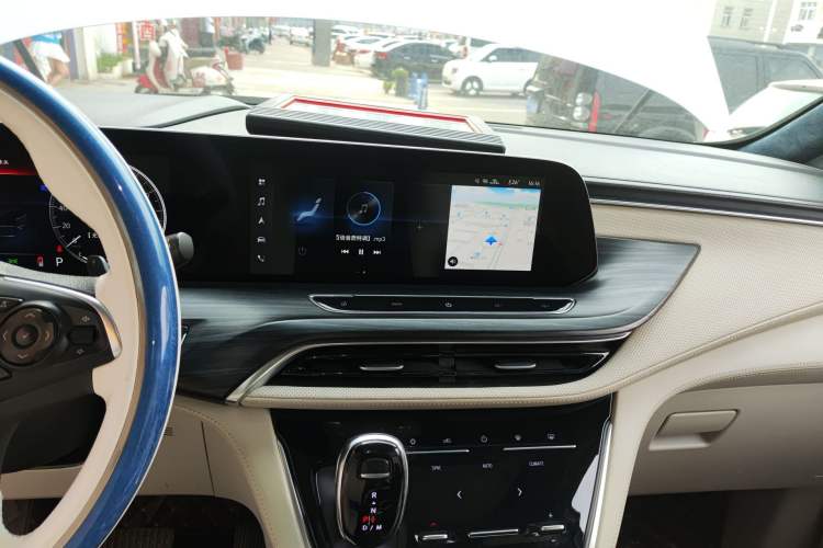 Used Buick GL8 2021 ES Landtrek 653T Comfort Edition
