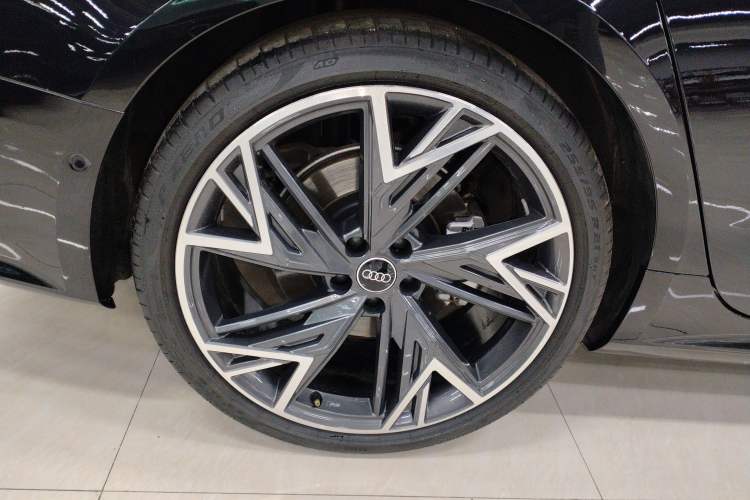 Used Audi A7L 2023 55 TFSI quattro S-line Black Warrior Edition
