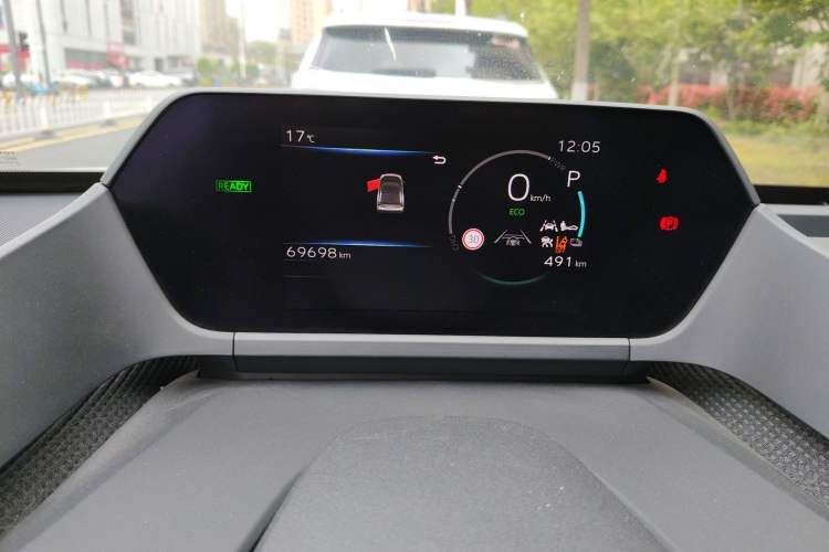 Used Toyota FAW bZ4X 2022 Two-Wheel-Drive Long-Range JOY Edition Instrument Cluster