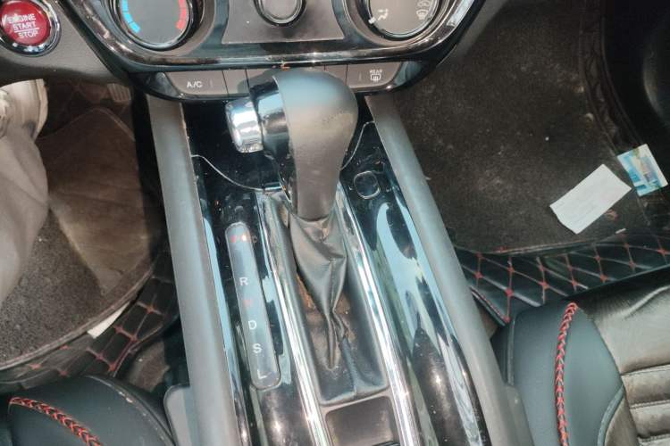 Used Honda Vezel 2018 1.5L CVT 2WD Technology Elite Model Gear Lever