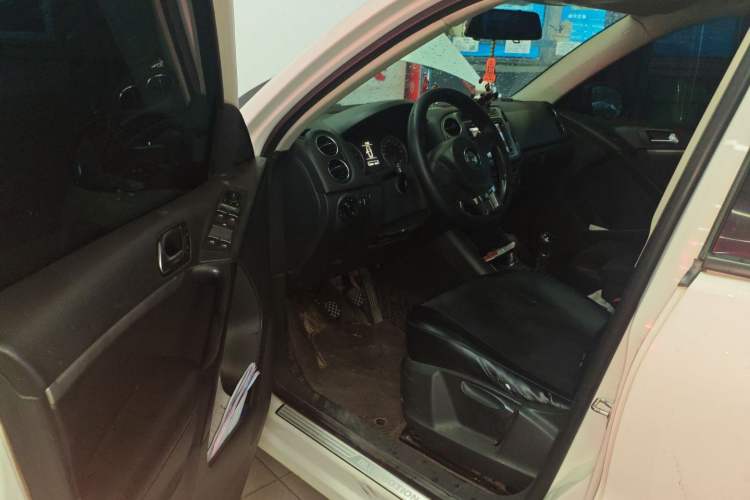 Used Volkswagen Tiguan 2013 1.4 TSI Manual Two-Wheel Drive BlueMotion Edition
