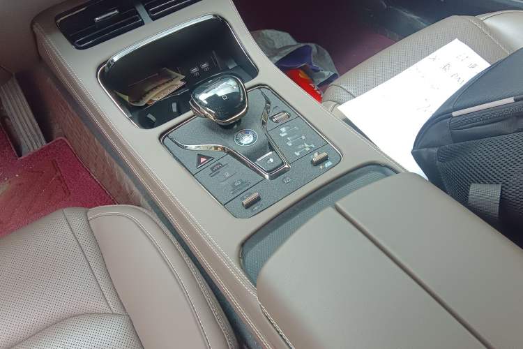 Used BYD Han 2020 DM Four-Wheel Drive Performance Edition Luxury Model