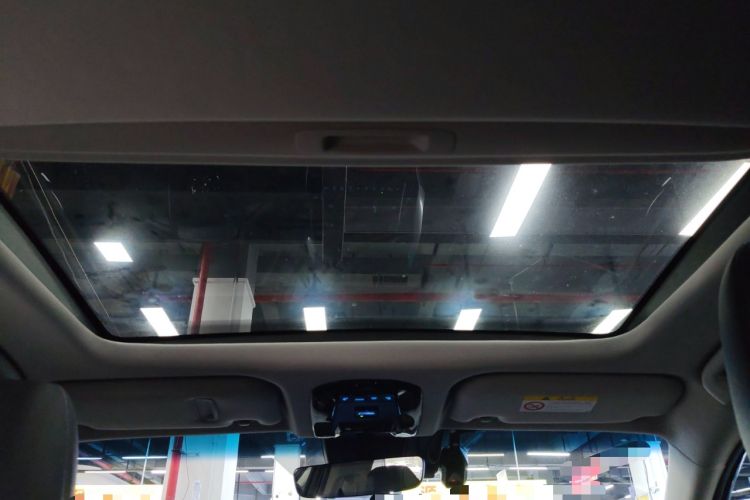 Used Toyota Venza 2022 Dual-Engine 2.5L CVT Two-Wheel Drive Luxury Edition