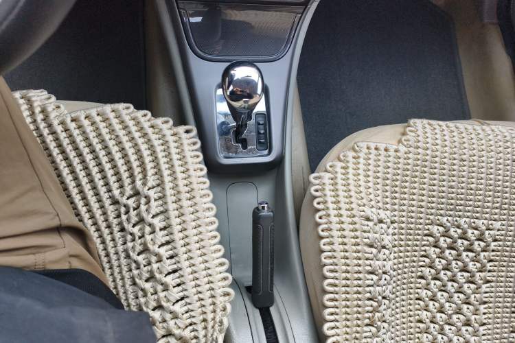 Used Citroen Elysee 2011 Sedan 1.6L Automatic Tech Model Gear Lever